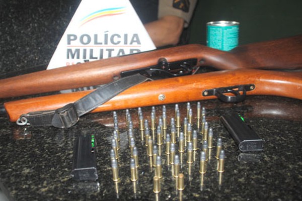 Denúncia de disparo no Aurélio Caixeta leva homem para a delegacia com duas armas de fogo