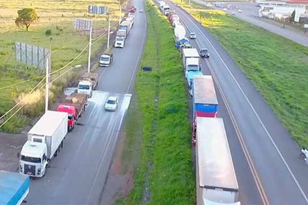 Vacina é nova arma dos transportadores patenses contra roubos de caminhões