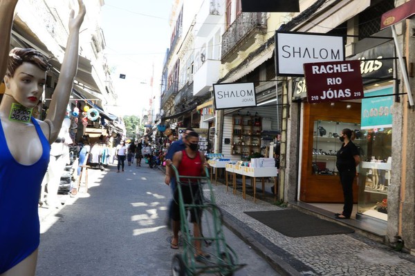 Taxa de desemprego fica em 11,1% no primeiro trimestre, diz IBGE