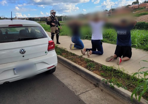 Criminosos que se passavam por funcionários do IBGE para aplicar golpes em idosos são presos em Patrocínio