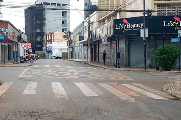 Veja como ficou o centro de Patos de Minas após Decreto que fechou as lojas do comércio