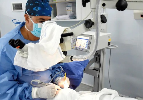 Mutirões causaram complicações e perda de visão em 222 pessoas no país