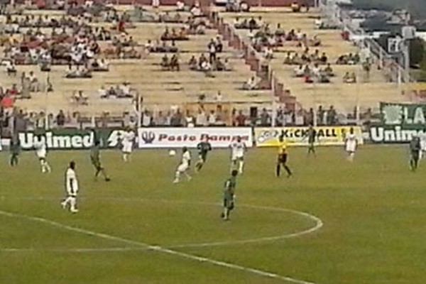 Mamoré desaparece no segundo tempo e é goleado pela Caldense por 6 a 1