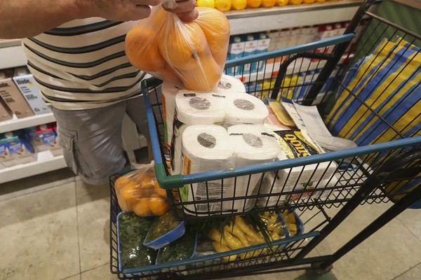 Inflação fecha julho em 0,26%; alimentos caem pela segundo mês seguido