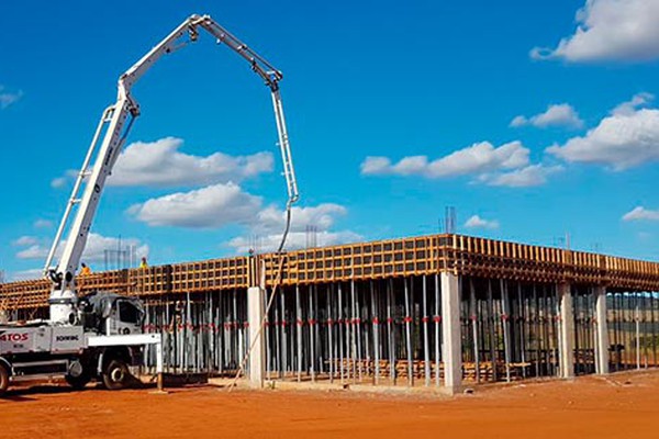 Sem dinheiro, obras do Campus da UFU de Patos de Minas são paralisadas mais uma vez