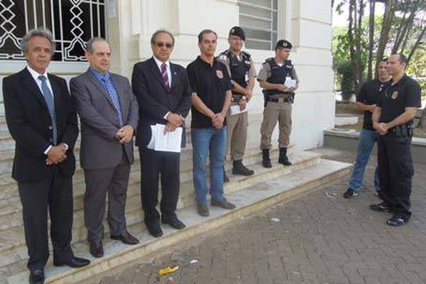 Com reforço da Polícia Federal, eleição em Patos de Minas segue tranquila