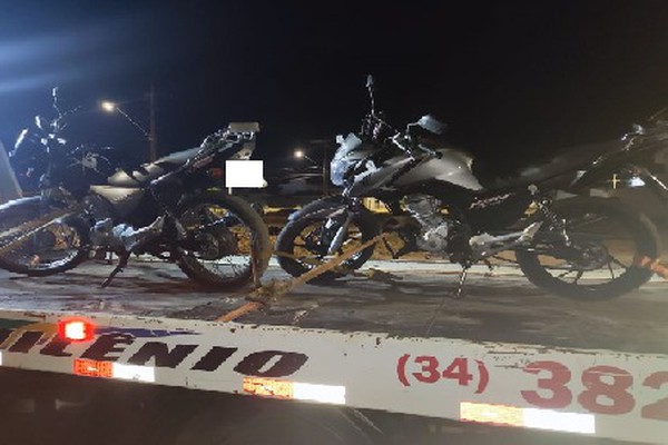 Operação para coibir crimes violentos em motos termina com 4 presos e com apreensão de motos e pistola