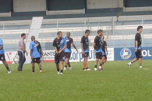 Com desfalques na zaga e no meio campo, URT se prepara para enfrentar a Patrocinense