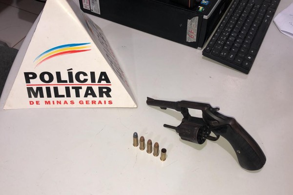 Jovem com vasta passagem criminal, inclusive por roubo é preso com arma em Guarda dos Ferreiros