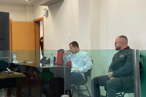 Réu confessa participação em assassinato e é condenado a 16 anos de prisão em Patos de Minas