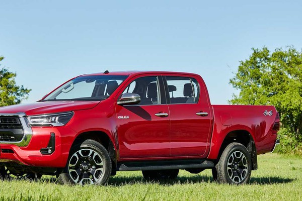 Quais as vantagens e desvantagens da Hilux?