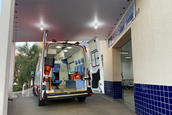 Funcionário de oficina de caminhão sofre ferimentos graves em acidente de trabalho