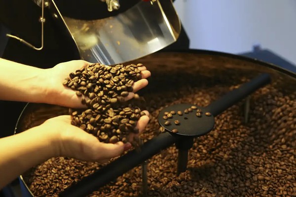 Brasil exporta 46 milhões de sacas de café, atingindo recorde em 2024