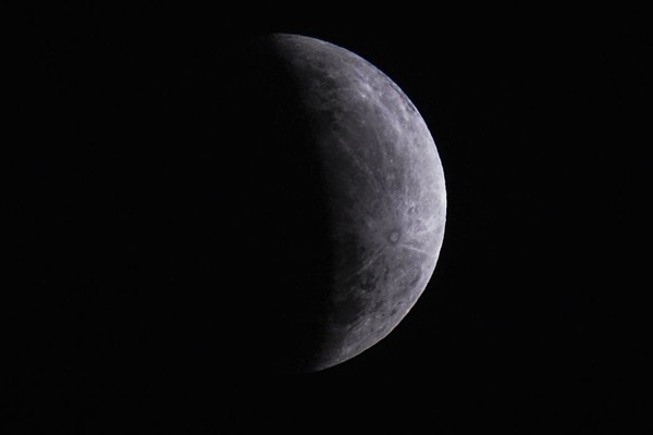 Eclipse parcial da Lua poderá ser observado nesta madrugada