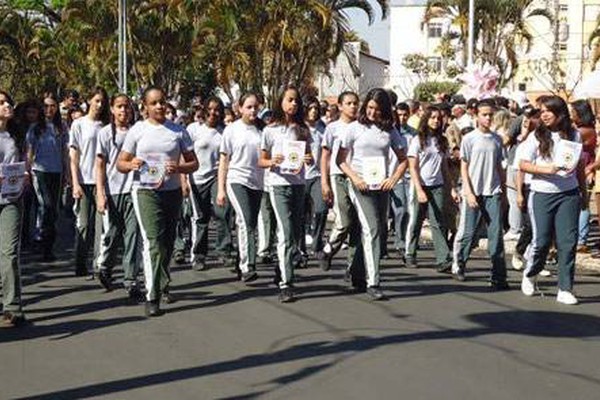 Alunos do Tiradentes de Patos de Minas conseguem 1º lugar de MG no ENEM