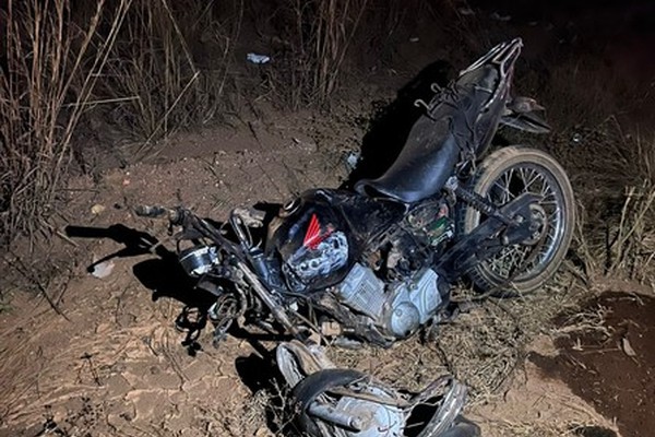 Motociclista de 26 anos morre em batida frontal com carro na BR-146, em Serra do Salitre