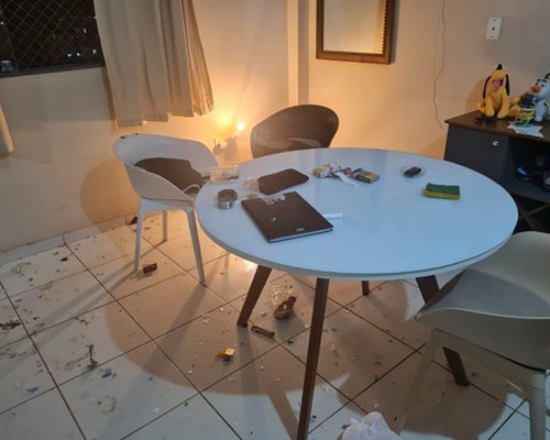 Namorados entram em luta corporal e precisam da intervenção da Polícia; os dois foram medicados e presos