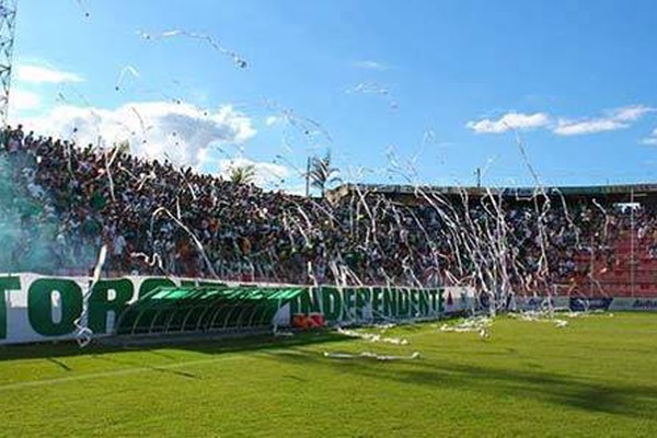 Torcida Independente promove futebol solidário para pagar tratamento de criança