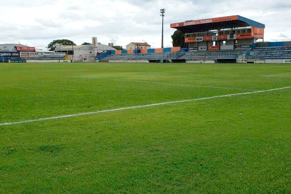 URT recebe sondagens e conselho autoriza venda do Estádio Zama Maciel; valor acima de 30 milhões