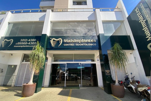 Mês de Agosto, Mês dos Pais. Mais Implantes oferece o que há de melhor e condições em até 36x*