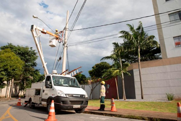 Cemig abre inscrições para concurso de Eletricista com 250 vagas para toda a região