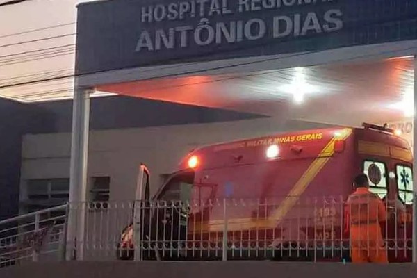Jovem tem que ser socorrida após ser atingida por disparo no joelho, e homem acaba na delegacia