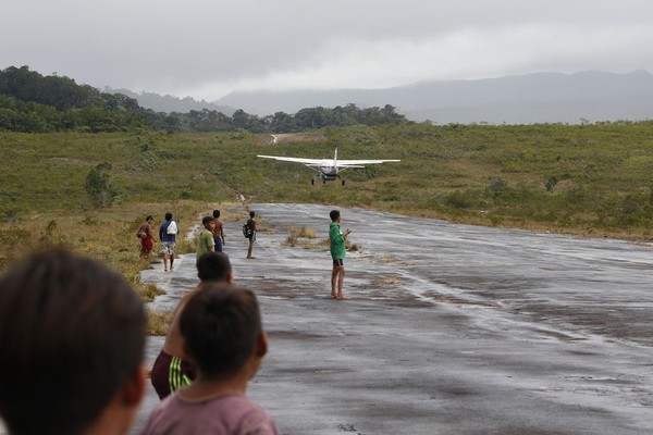 Profissionais de saúde superam desafios para salvar vidas yanomami