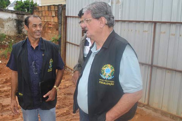 Crea faz vistoria em obra onde houve desabamento e construtora promete pagar prejuízos