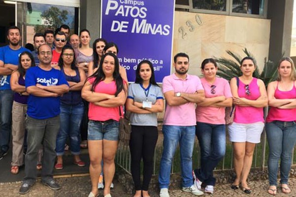 Temendo que PEC241 atrase ainda mais obras do campus, técnicos da UFU entram de greve 