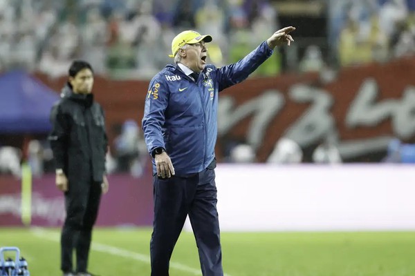 Ancelotti classifica goleada como bom início de trajetória para Copa