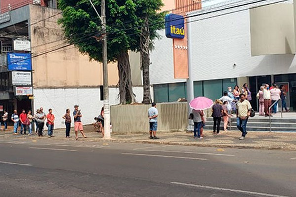 Cresce a movimentação de pessoas na cidade e novo Decreto deverá ser publicado ainda hoje