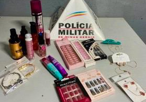 Jovem de 21 anos é presa após furto de cosméticos em loja no Centro de Patos de Min