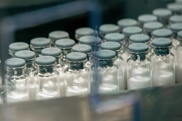 Vacina contra a dengue do Butantan começa a ser aplicada em janeiro