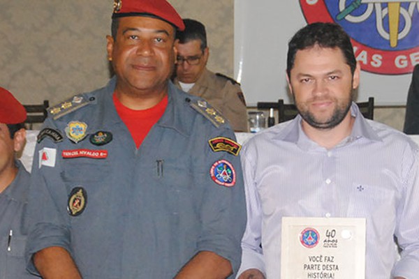 Corpo de Bombeiros comemora 40 anos de trabalho em Patos de Minas e homenageia parceiros