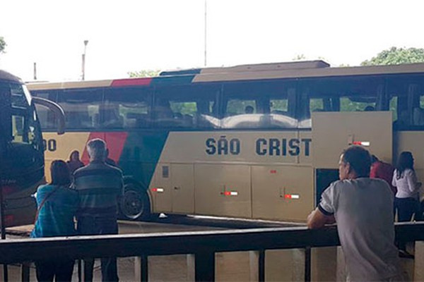 Uso de máscaras passa a ser obrigatório também nos ônibus intermunicipais de Minas