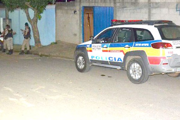 Homem de 37 anos morre ao ser atingido por cerca de 10 disparos em Patrocínio