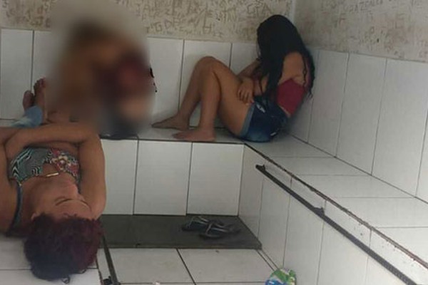 Jovem, garota e travesti acabam presas após furto de vários objetos em cinco lojas de Patos de Minas