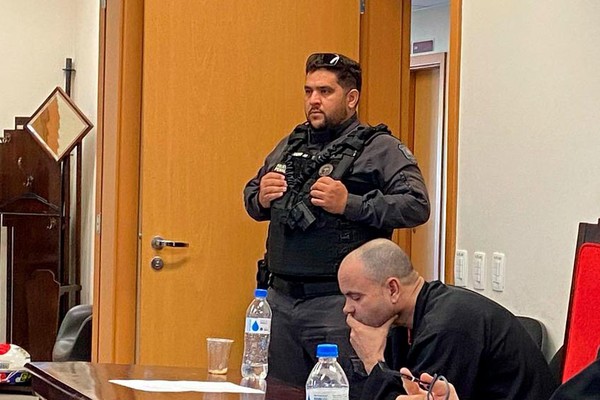 Homem é condenado a mais de 45 anos por matar namorada a facadas em Patos de Minas