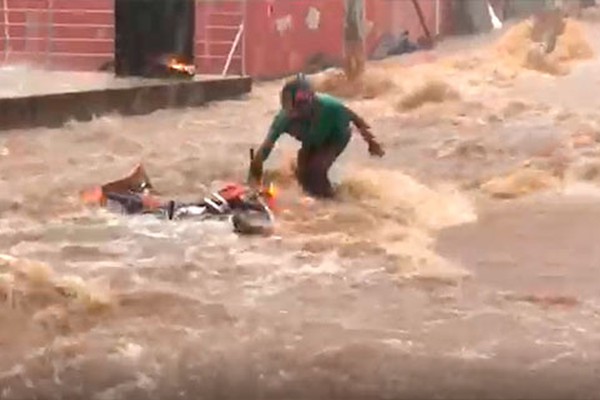 Defesa Civil e Corpo de Bombeiros receberam 15 chamados por alagamentos durante o temporal