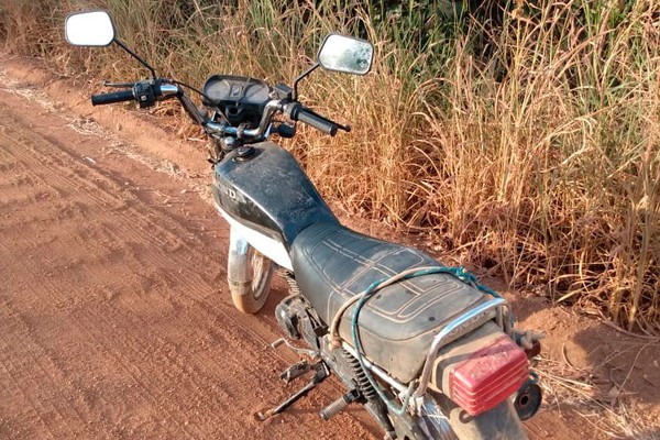 Condutor sem CNH é preso em moto sem placa e com motor de outro veículo