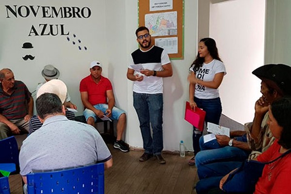 Pacientes recebem orientação sobre o uso abusivo de remédios contra a ansiedade e insônia 