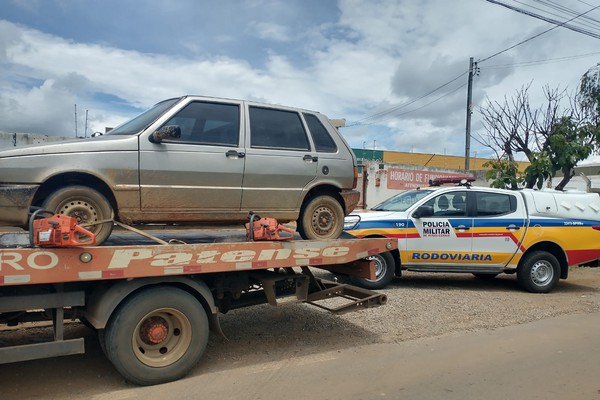 Mais um! Polícia prende em Patos de Minas condutor embriagado, sem carteira e com carro e motosserras furtados