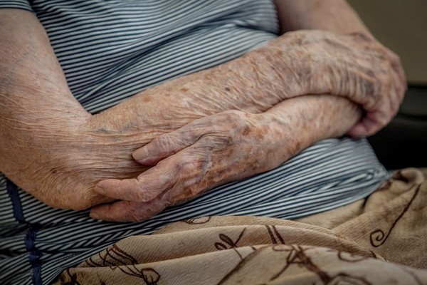 Envelhecimento da população vai demandar mais vacinas para idosos