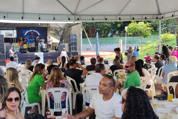 Dia do trabalho é comemorado com música, muita animação e noite de homenagens no Parque do Mocambo