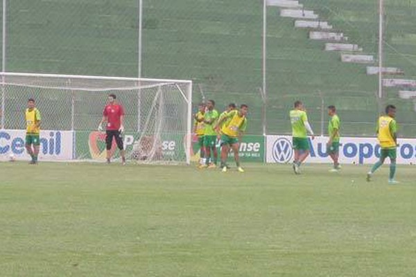 Mamoré tem reapresentação animada e inicia preparação para receber o Montes Claros