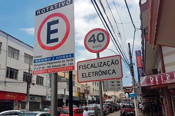 Previsto para 3 de Janeiro, Estacionamento Rotativo Zona Azul gera dúvidas e pode atrasar