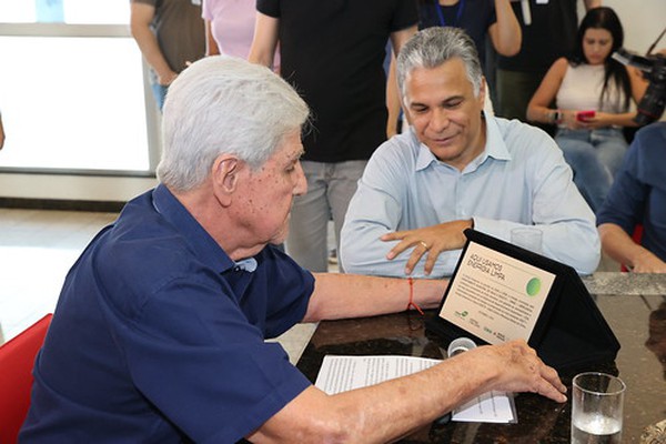 Com promessa de economia de R$ 70 mi, DMAE de Uberlândia firma parceria com CEMIG