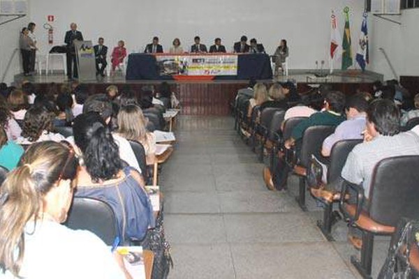 Pobreza e Desigualdade são debatidas em Seminário da Assembleia de Minas