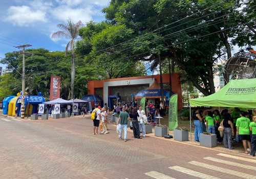 Quase 5 mil pessoas fazem a prova do ENEM em Patos de Minas