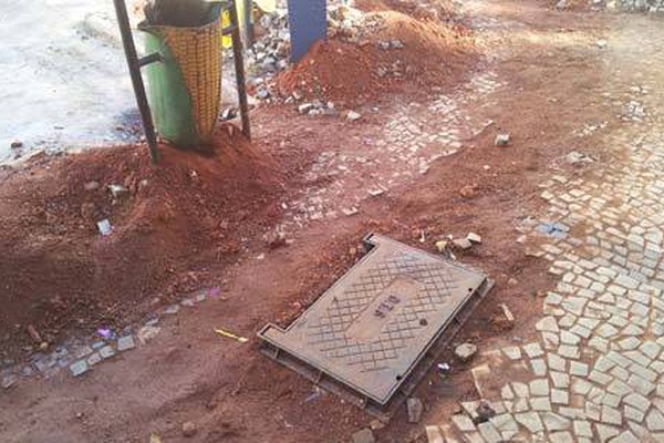Prefeitura diz que vai notificar empreiteira por sujeira na instalação do Projeto Olho Vivo